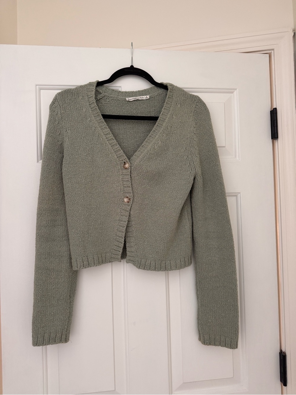 Abercrombie & Fitch Sage Green Cropped V-Neck Button Cardigan